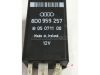 AUDI A4 - 1998 - 8D0959257 - relé