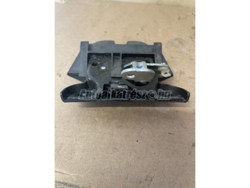 AUDI A4 - 8D9827505A - csomagtér zár