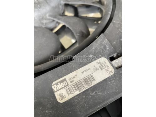 AUDI A4 - 2003 - 8E0121205T - homlokfal zárhíd