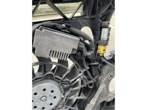 AUDI A4 - 2003 - 8E0121205T - homlokfal zárhíd