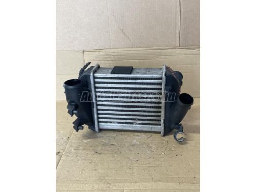 AUDI A4 - 2004 - 8E0145805P - töltőlevegőhűtő
