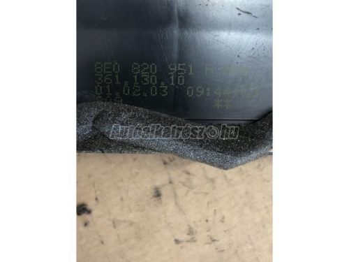 AUDI A4 - 2004 - 8E0820951H - szellőző nyílás rács