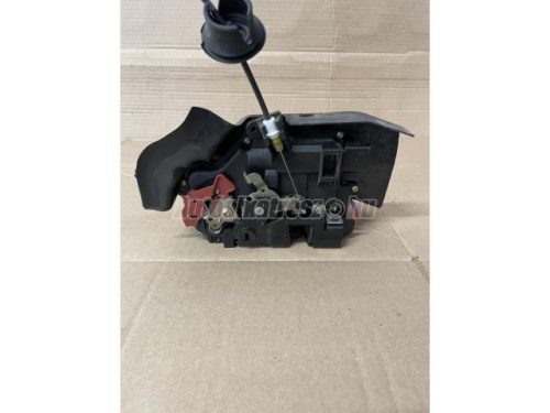 AUDI A4 - 8E0839349 - ajtózár szerkezet