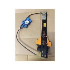 AUDI A4 - 2002 - 8E0839461B - ablakemelő