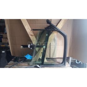 AUDI A4 - 2003 - 8E0839462C - ablakemelő