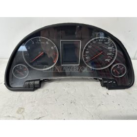 AUDI A4 - 2003 - 8E0920900H - km óra