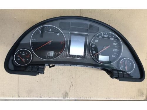 AUDI A4 - 2003 - 8E0920900K - km óra