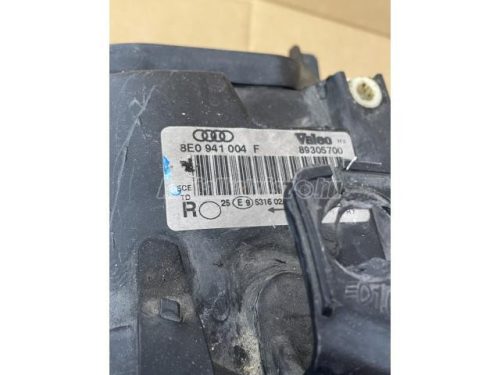 AUDI A4 | AUDI A4 - 2002 - 8E0941003F, 8E0941004F - fényszóró