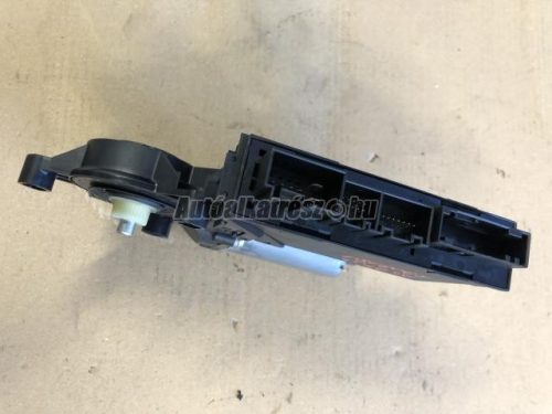 AUDI A4 - 2006 - 8E0959802E - ablakemelő motor