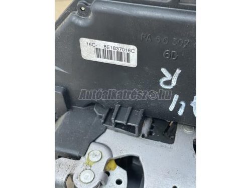 AUDI A4 - 2003 - 8E1837016C - ajtózár