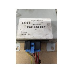 AUDI A4 - 2004 - 8E9035223 - erősítő