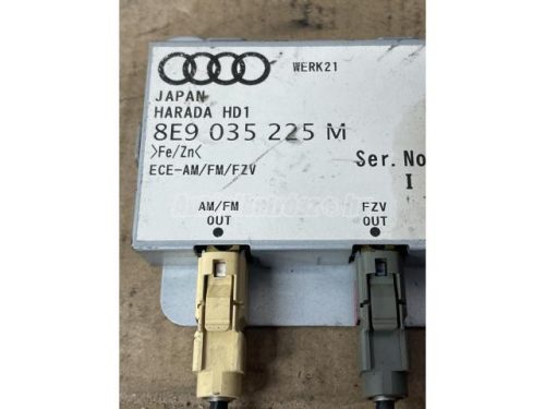 AUDI A4 - 2004 - 8E9035225M - erősítő