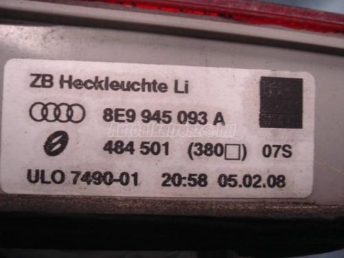 AUDI A4 - 8E9945094A - hátsólámpa