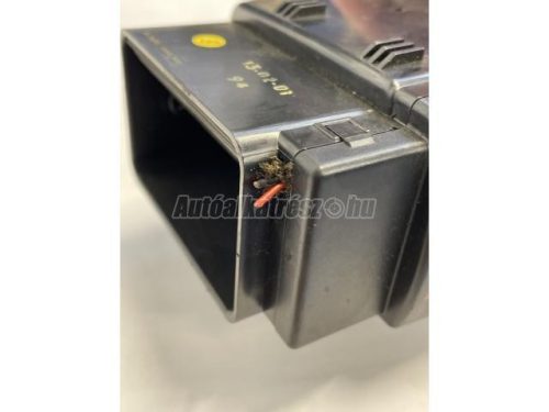 AUDI A3 - 2002 - 8L0820901C - szellőző nyílás rács