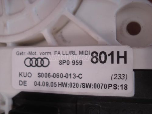 AUDI A3 - 2006 - 8P0959801H - ablakemelő motor