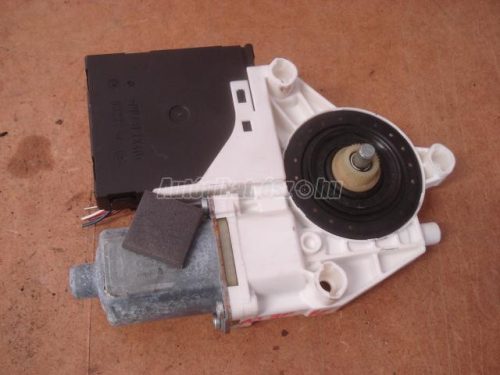 AUDI A3 - 2006 - 8P0959801H - ablakemelő motor