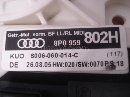 AUDI A3 - 2006 - 8P0959802H - ablakemelő motor