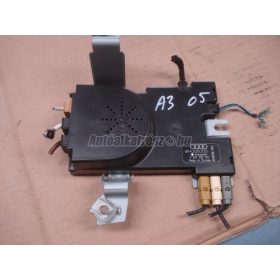 AUDI A3 - 2005 - 8P4035225 - antenna erősítő