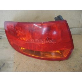 AUDI A3 - 2005 - 8P4945095C - hátsólámpa