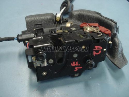 AUDI A2 - 2002 - 8Z0839015,  8Z0839016D - ajtózár