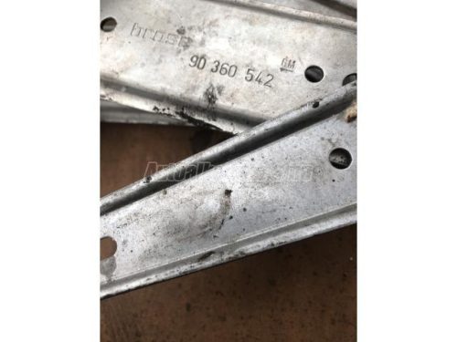 OPEL ASTRA F - 1996 - 90360542 - ablakemelő