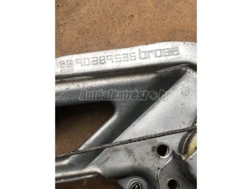 OPEL CORSA B - 1996 - 90389536, 90389535 - ablakemelő