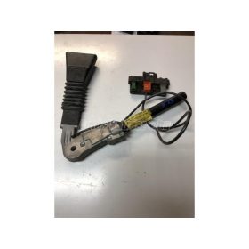 biztonsági öv feszítő