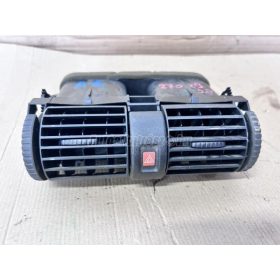 középső szellőzőrács