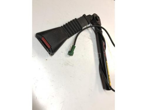 biztonsági öv feszítő