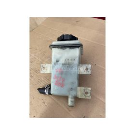 szervokormány olajtartálya