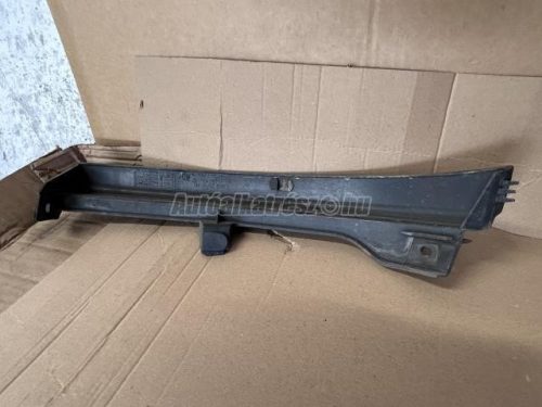 fényszóró tartó díszléc