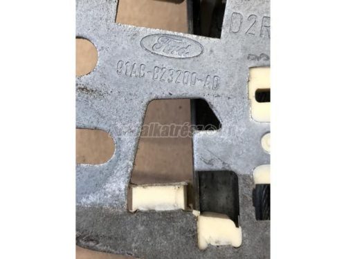 FORD ESCORT - 1991 - 91ABB23200AD, 91ABB23201AF - ablakemelő