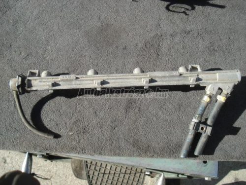 üzemanyag elosztócső