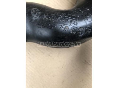 műanyag szívócső