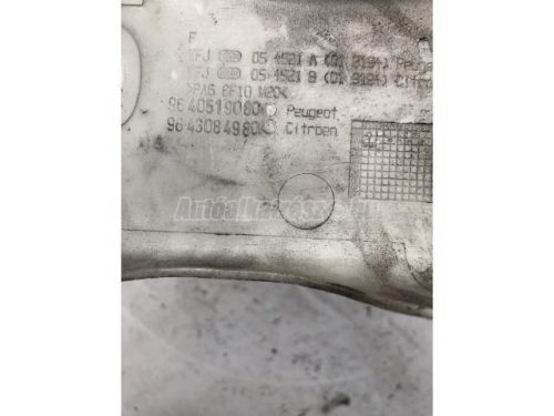 felső motorburkolat