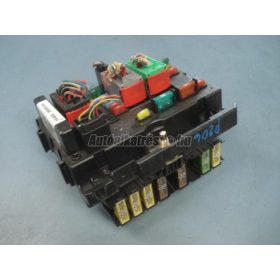 PEUGEOT 206 - 2004 - 9657608680 - biztosíték panel