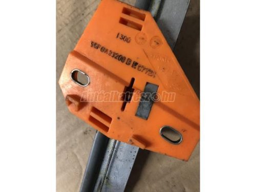 FORD FIESTA - 1996 - 96FGA23200BE - ablakemelő