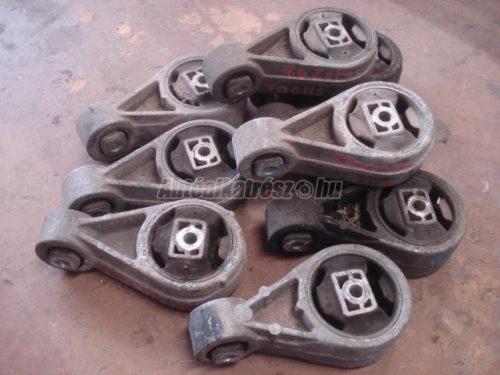 FORD FOCUS - 2001 - 98AB6P082AH - felfüggesztés, motor