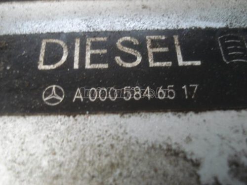 MERCEDES-BENZ A-OSZTÁLY - 2008 - A0005846517 - tanksapka