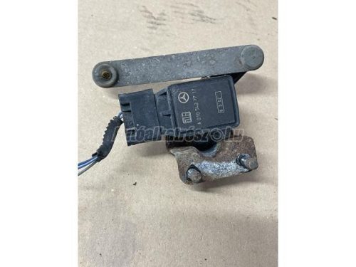 MERCEDES-BENZ E-OSZTÁLY - 2005 - A0105427717 - xenon fényszóró magasságállítás érzékelő