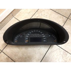 MERCEDES-BENZ C-OSZTÁLY - 2003 - A2035401347 - km óra