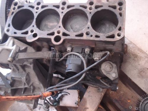VOLKSWAGEN PASSAT V - 1998 - AEB - motor egyben