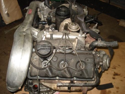 AUDI A6 - 2000 - AFB - motor egyben