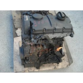 VOLKSWAGEN PASSAT V - 2000 - ATJ - motor egyben