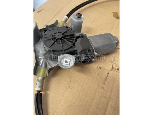 ablakemelő szerkezet