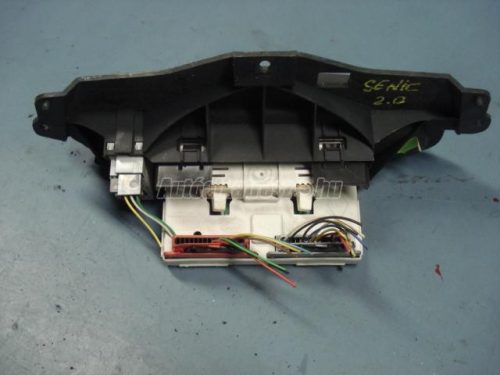 többfunkciós kijelző