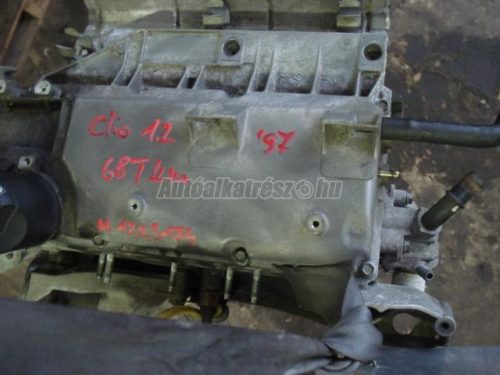 RENAULT CLIO - 2000/01 - motor egyben