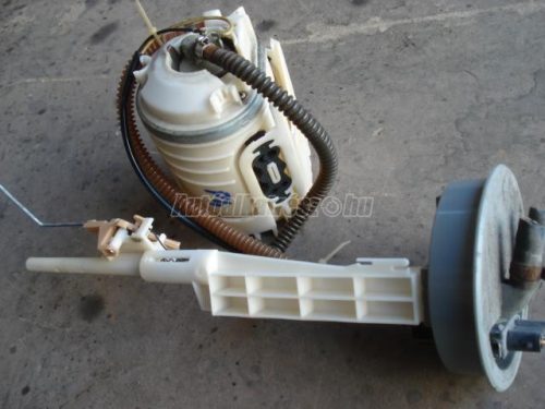 VOLKSWAGEN PASSAT IV - 1995/04 - benzinpumpa