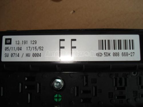 OPEL ASTRA H - 2006 - biztosíték panel