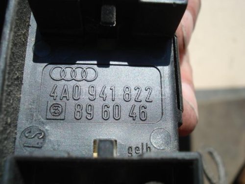 AUDI A6 - biztosíték doboz